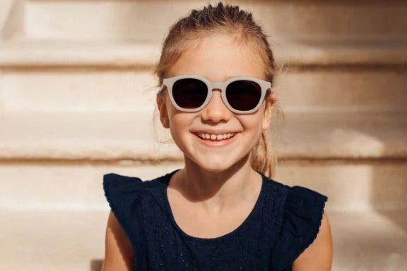 BÉABA Sonnenbrille Sunny "Samtgrau" 4 - 6 Jahre - Siliblu Boutique & Atelier