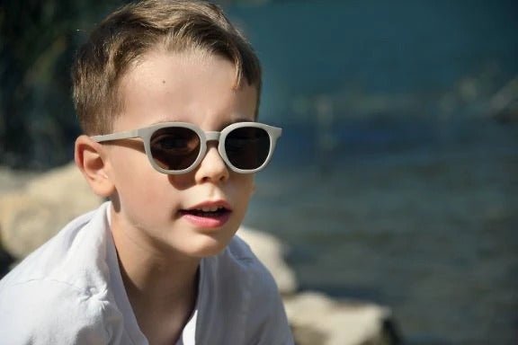 BÉABA Sonnenbrille Sunny "Samtgrau" 4 - 6 Jahre - Siliblu Boutique & Atelier