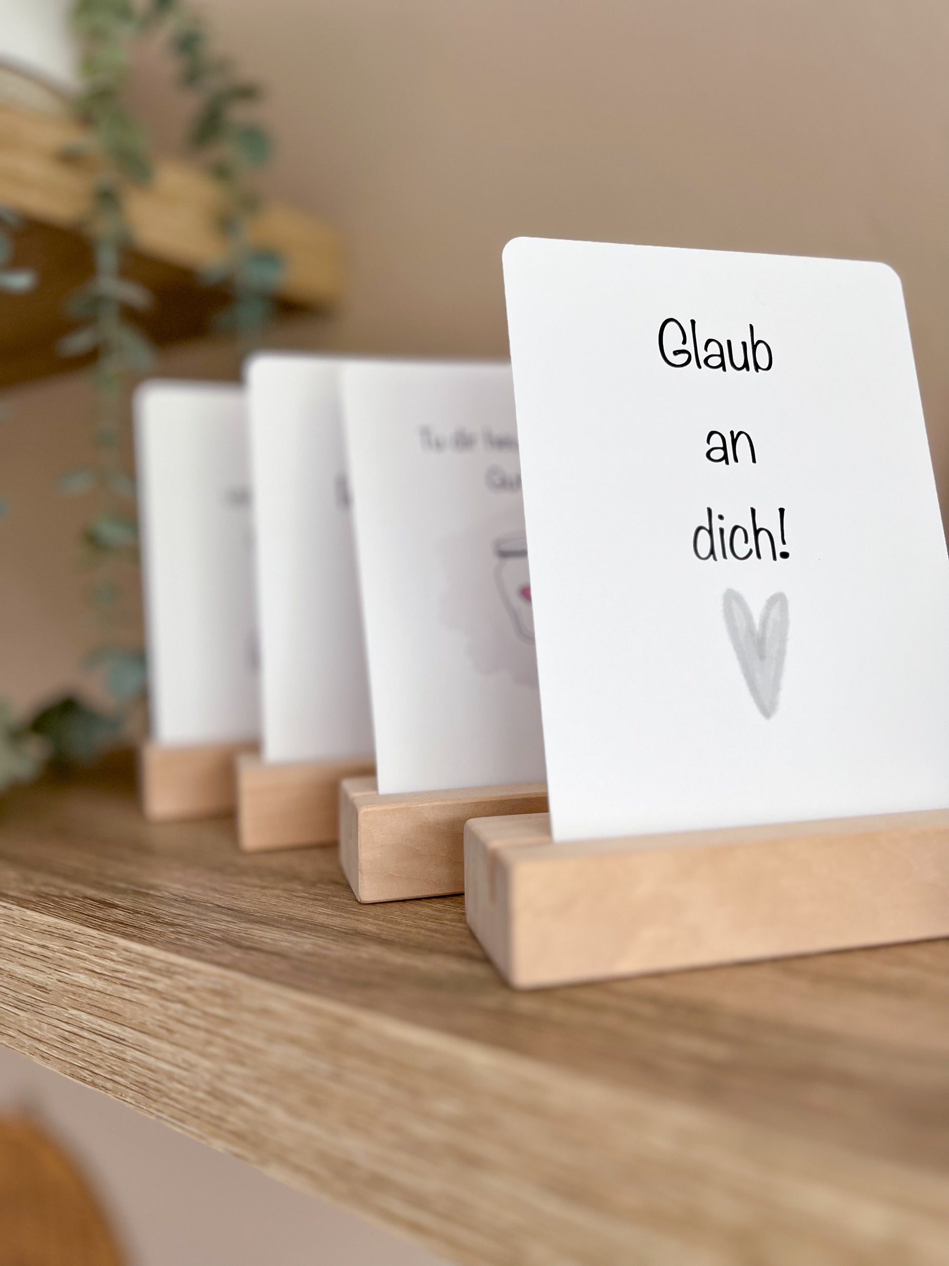 Kartenhalter aus Holz - Siliblu Boutique & Atelier