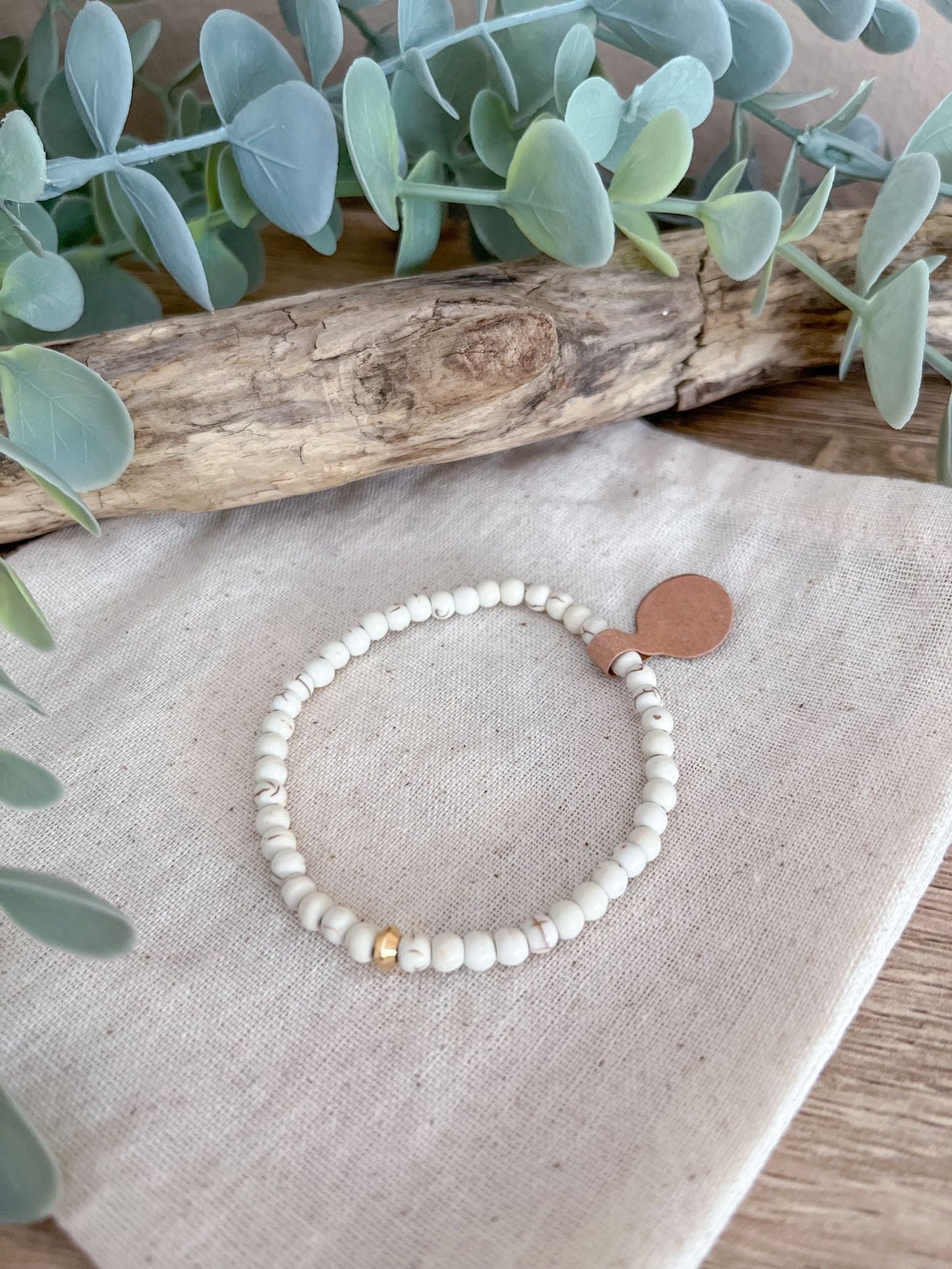 Naturstein-Armband Korallweiss - Siliblu Boutique & Atelier