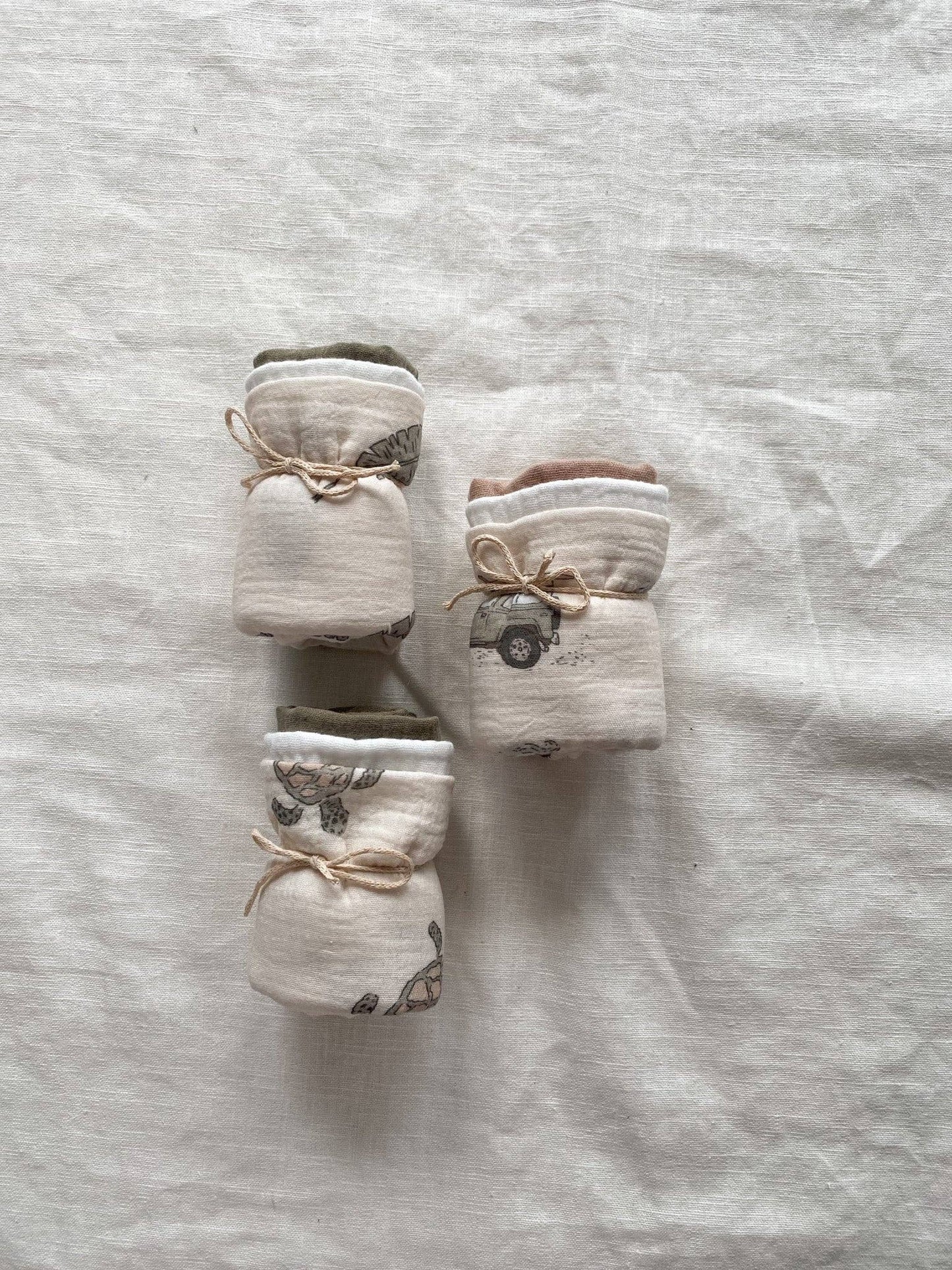 PETITE EvelinaApparel Musselinnuschi 3 - Set - Schildkröten - Siliblu Boutique & Atelier