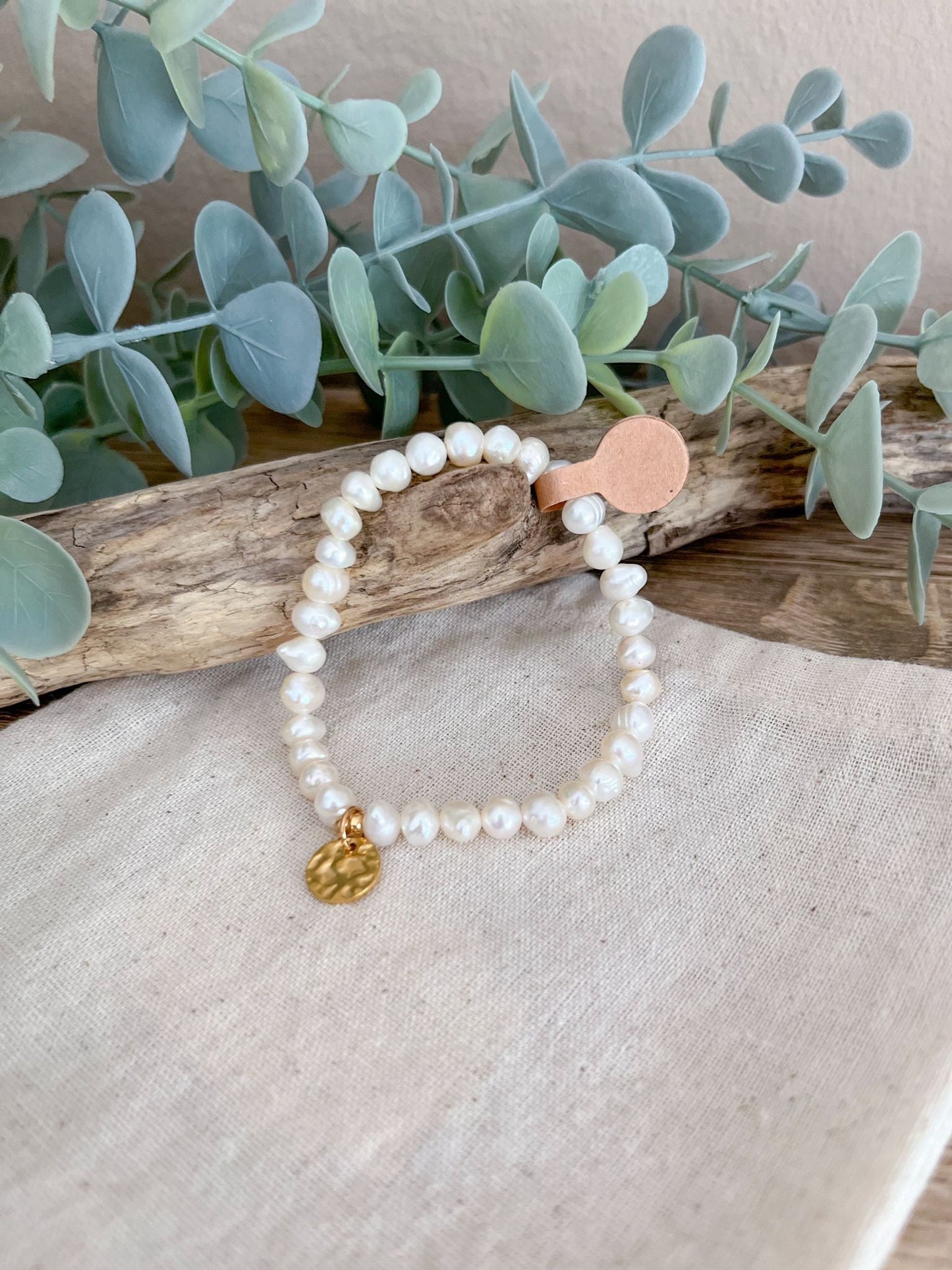 Süsswasserperlen-Armband Perlweiss mit Anhänger - Siliblu Boutique & Atelier