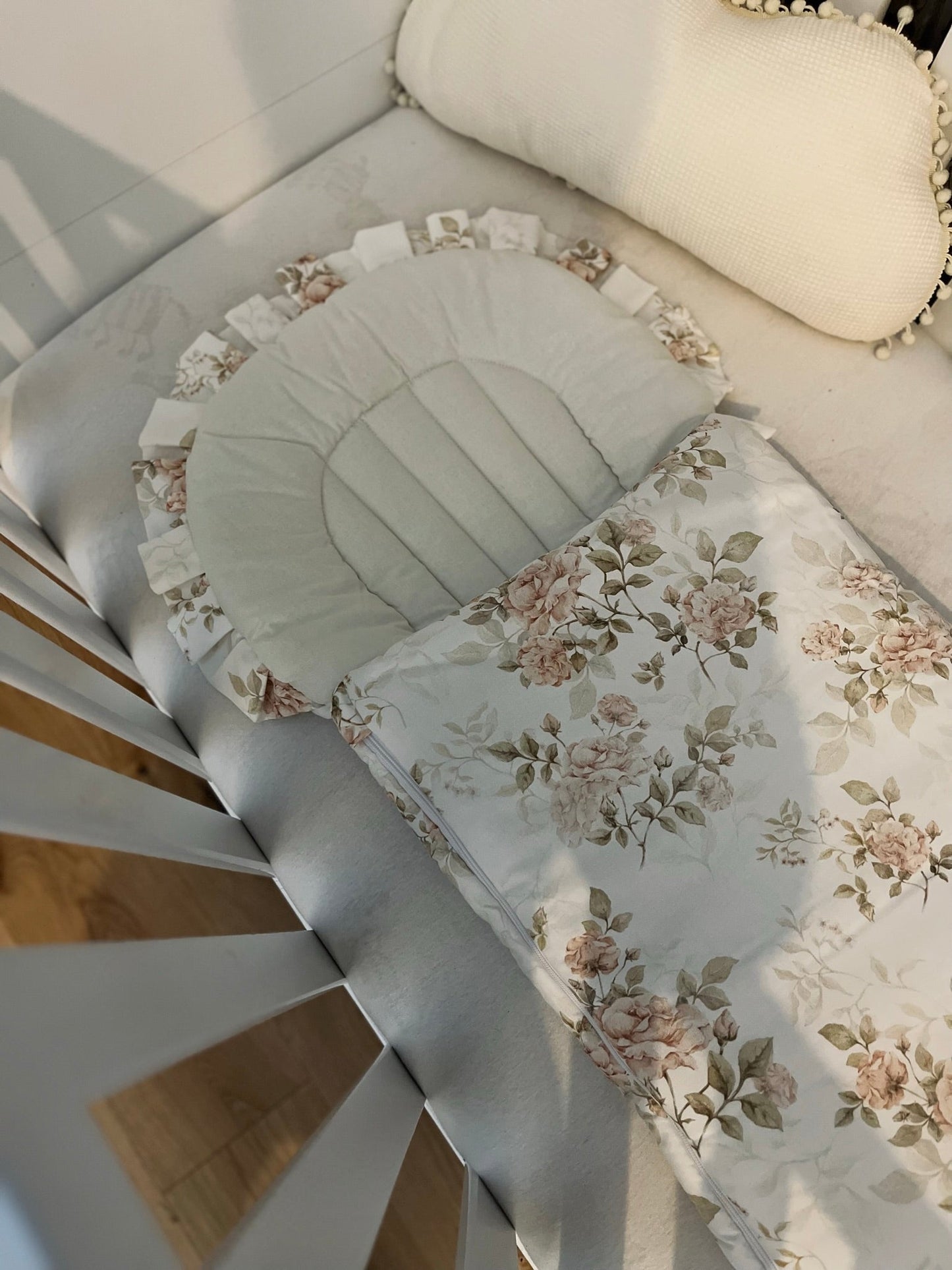 Babyschlafsack Dreamy "Weisse Rosen" mit Steckkissen // TOG 2.5 - Siliblu Boutique & Atelier