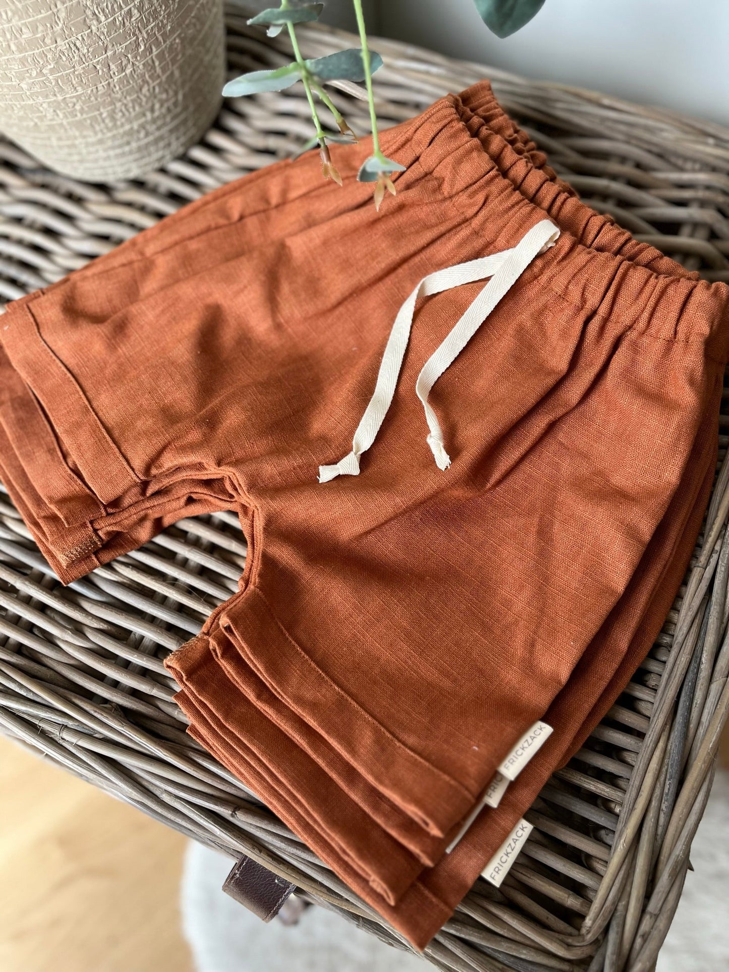 FRICKZACK Bermuda Shorts "Leinen - Cognac & Mint" - Siliblu Boutique & Atelier