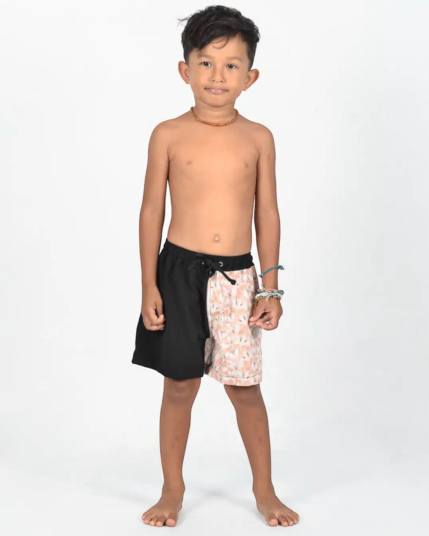 LEAN Jungen Badeshorts "Flower-Black" - Siliblu Boutique & Atelier