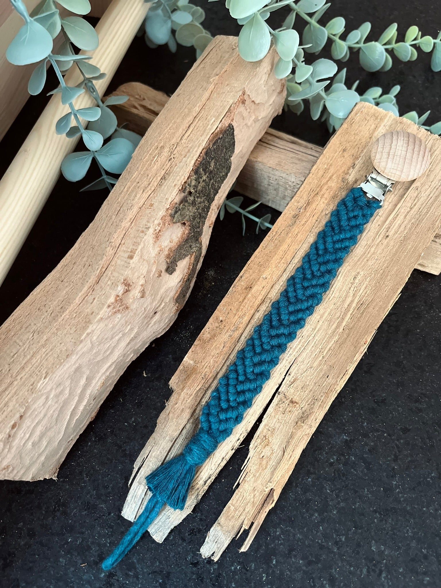 Makramee Schnullerkette "Petrol" - Siliblu Boutique & Atelier