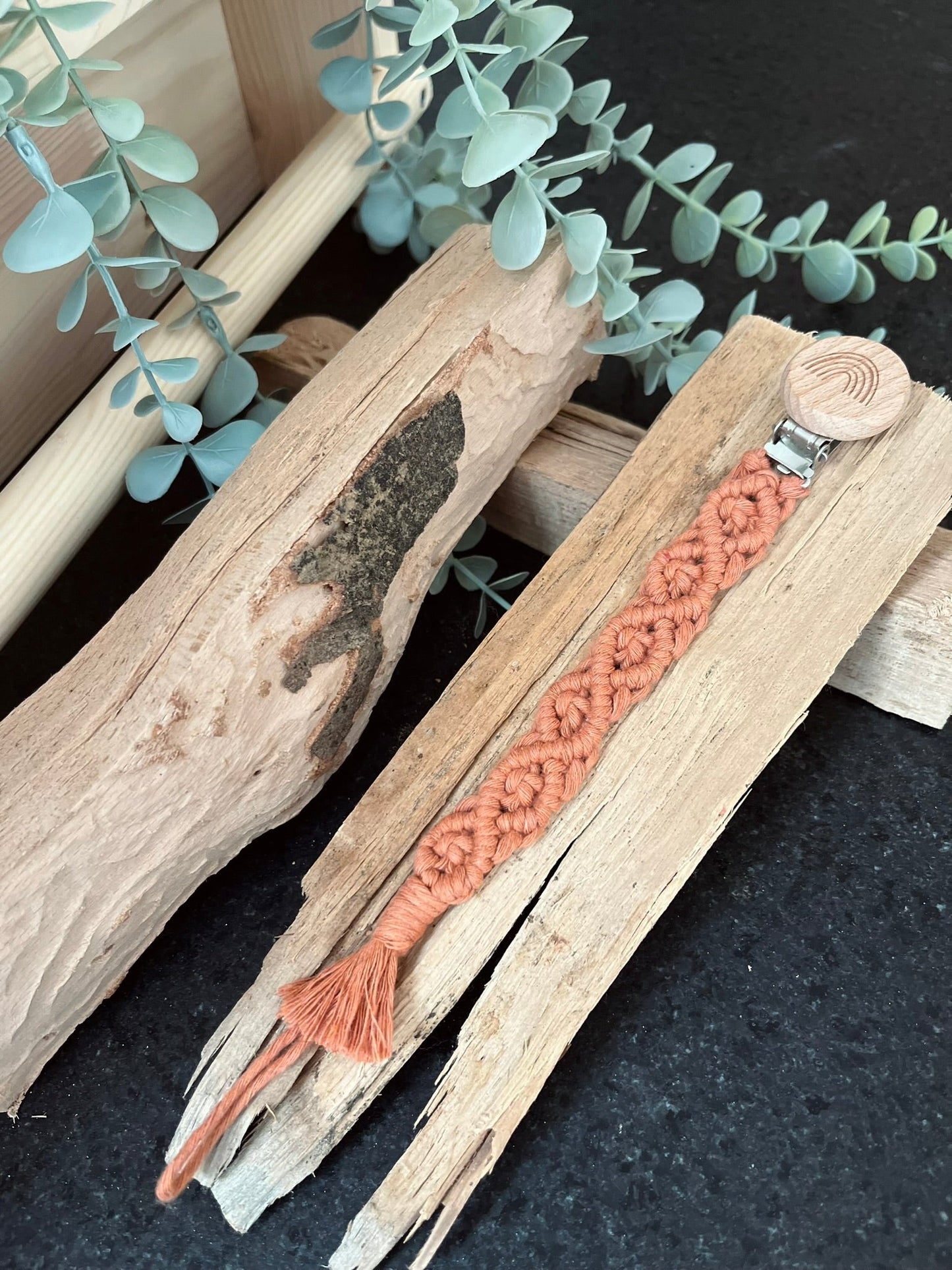 Makramee Schnullerkette "Rost" - Siliblu Boutique & Atelier