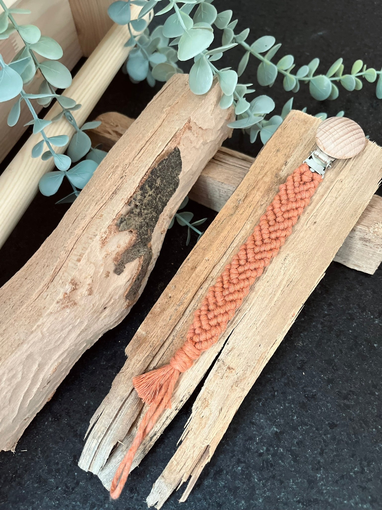 Makramee Schnullerkette "Rost" - Siliblu Boutique & Atelier