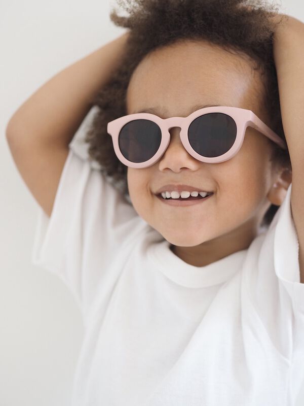 BÉABA Sonnebrille Happy "Rosa" 2 - 4 Jahre - Siliblu Boutique & Atelier