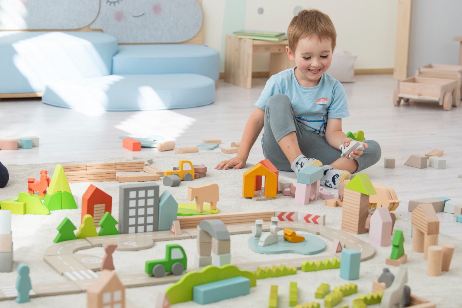 Betzold Spielwelt - Bausteinwagen mit 5 Fächern - Siliblu Boutique & Atelier