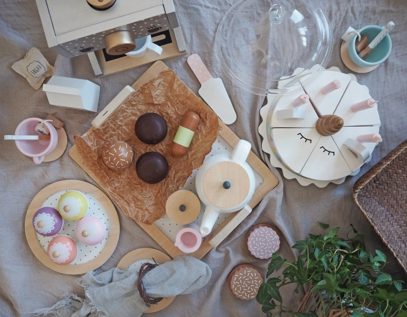 JABADABADO Etagere mit Kuchen - Siliblu Boutique & Atelier