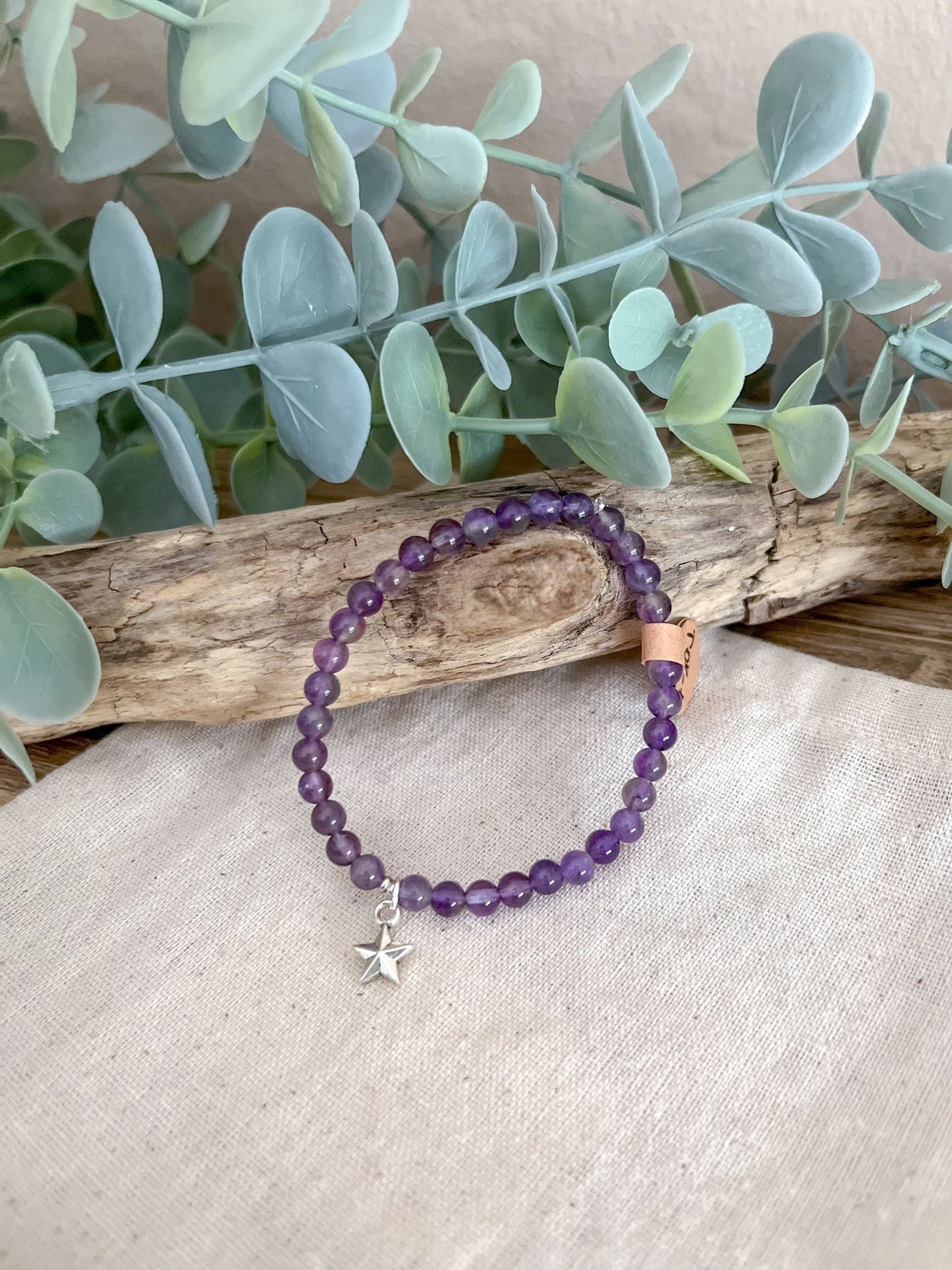 "Kids" Naturstein-Armband Violett mit Sternanhänger 7-10 Jahre - Siliblu Boutique & Atelier