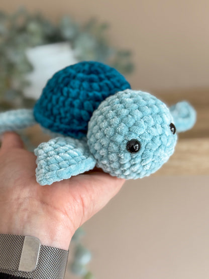 Momo kleine Schildkörte "Mint-Petrol" - Siliblu Boutique &amp; Atelier
