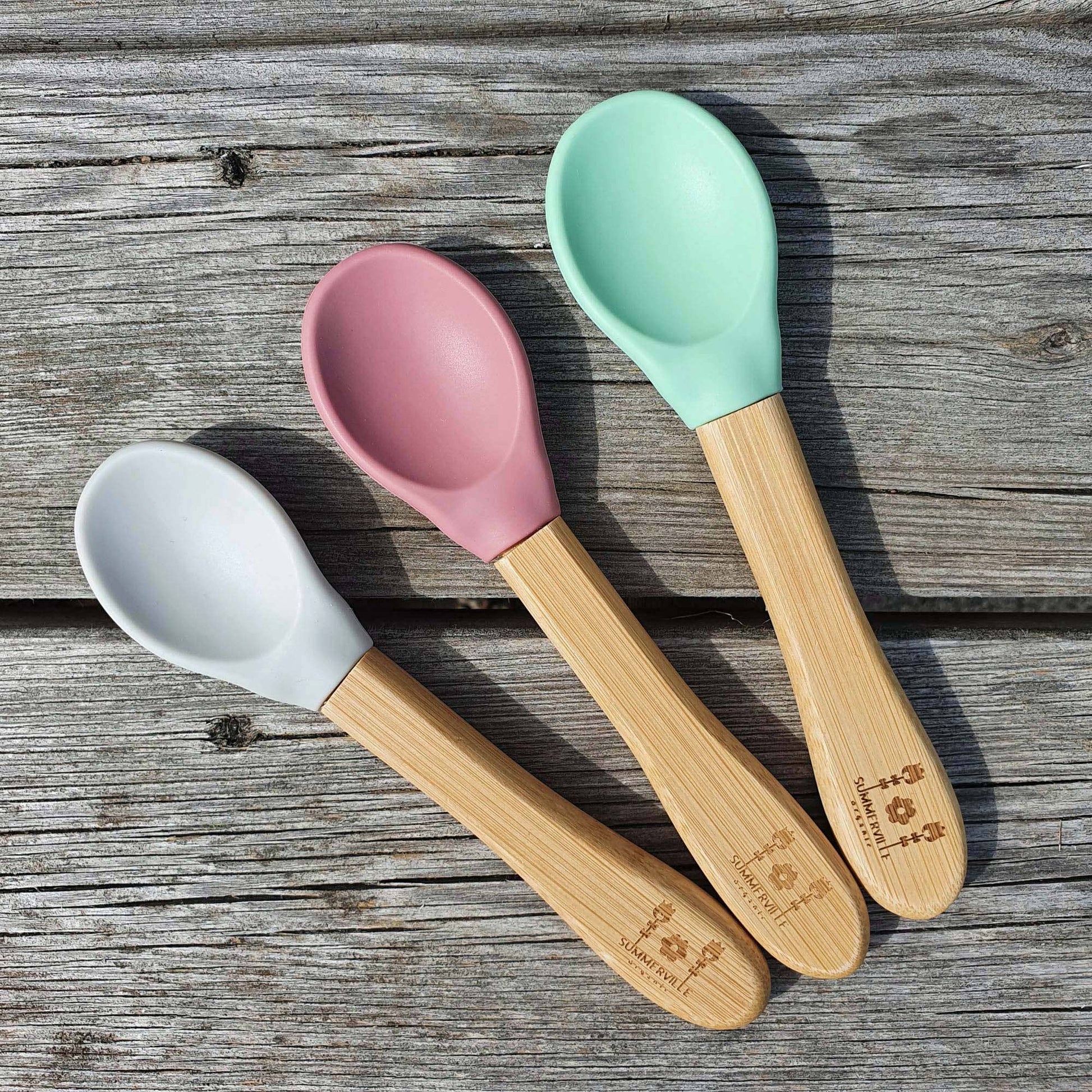 Summerville organic Bambusgeschirr für Kinder - Hase Cameo Green - Siliblu Boutique & Atelier