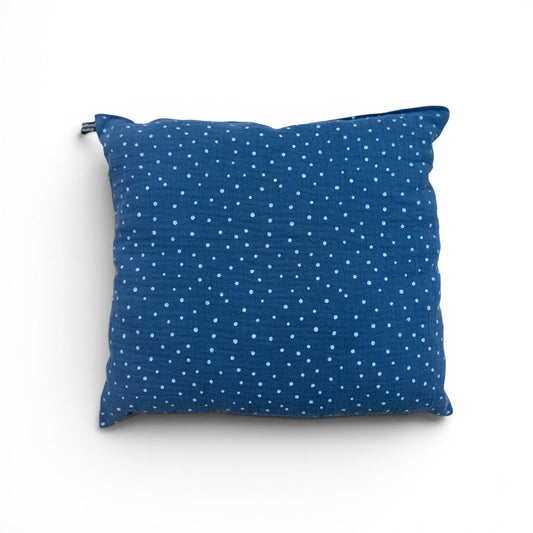 Wollreich Kissen mit Schafswollkügeli Dunkelblau - gepunktet - Siliblu Boutique & Atelier