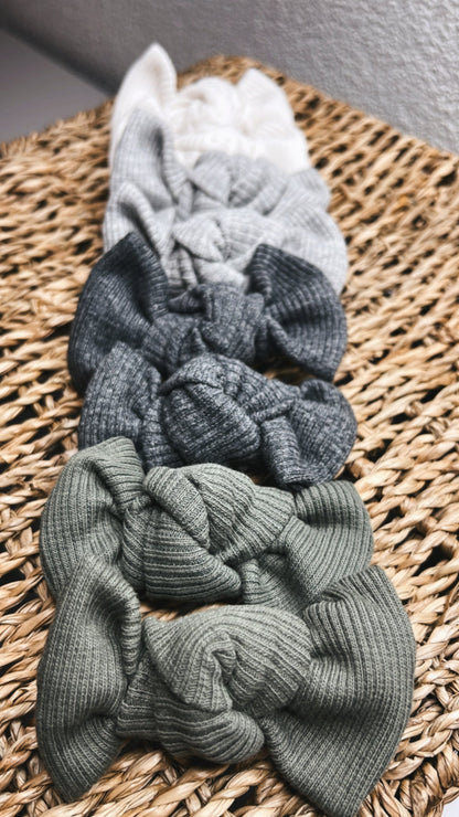 Neyla Bow Double Clip "Grey" - Siliblu Boutique &amp; Atelier