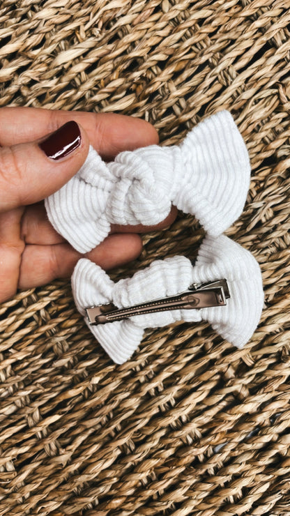 Neyla Bow Double Clip "White Stone Wash" - Siliblu Boutique &amp; Atelier